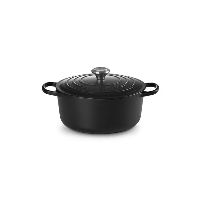 Le Creuset Signature Round Dutch Oven 5.5 quart